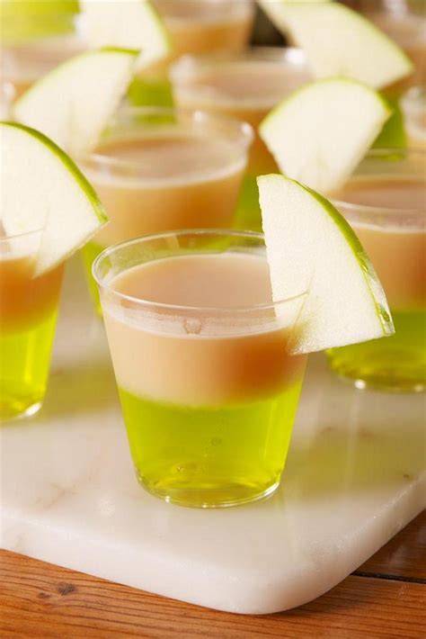 Holiday Jell-O Shots That Will Hype Up The Whole Party