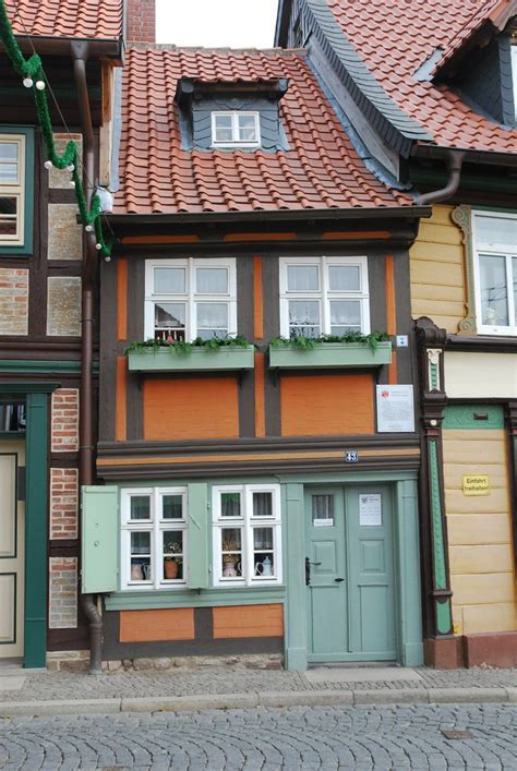 Kleinstes haus ir tikai viena no verningeroda fantastiskajām vietām. Wernigerode Altstadt | Das kleinste Haus von Wernigerode ...