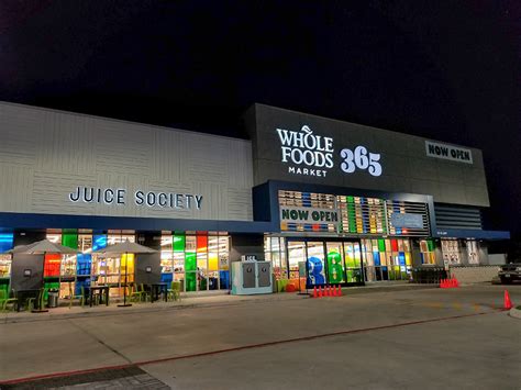 If you spend $400 at whole foods in a week that says more about how you shop than where you shop. Inside the New Whole Foods 365 Opening Along the N. Loop ...
