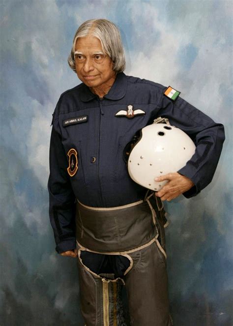 A p j abdul kalam, the people's president set himself in a demanding schedule of speeches, notably in educational institutions, and had an uncanny ability to connect with a variety of audiences. Dr A P J Abdul Kalam Rare Unseen Photos Images HD | Abdul ...