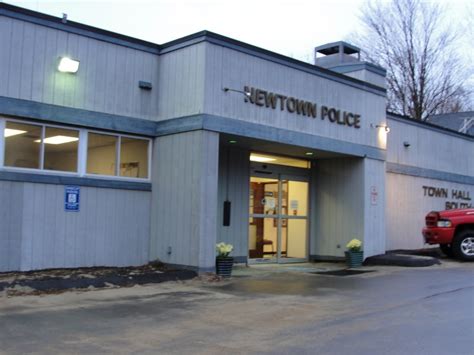 Newtown Police Ct