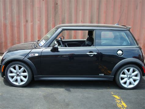 Request a dealer quote or view used cars at msn autos. 2005 Mini Cooper s - pictures, information and specs ...