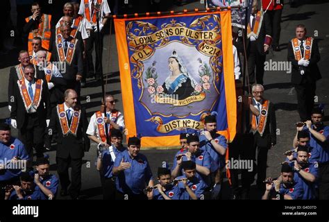 Orange Order Parade In Glasgow Stock Photo Alamy