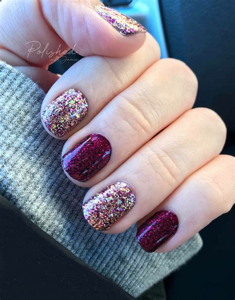 Completely free and completely online. Look at this beautiful manicure!! Color Street is 100% ...