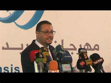 إن الناس قد استعجلوا في شيء كانت لهم فيه أناة، فلو أمضيناه عليهم، فأمضاه عليهم ، خرجه مسلم. ‫افتتاح مهرجان المربد 32 - الشاعر عمر السراي‬‎ - YouTube