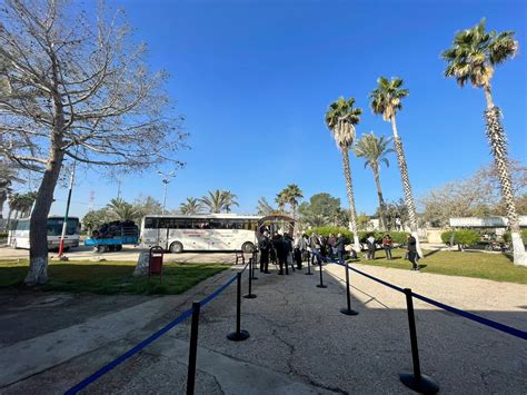 الإثنين، 24 مايو 2021 192 عربي. بالصور: بدء مغادرة المسافرين عبر معبر رفح اليوم الخميس ...