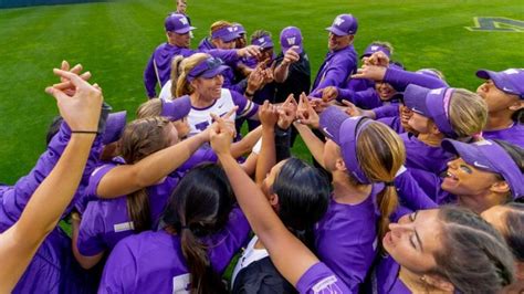 Three Pac 12 Softball Teams Advance To Ncaa Super Regionals Pac 12