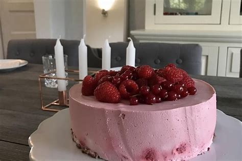 Kuchen ohne backen ohne sahne wir haben 578 tolle kuchen ohne backen ohne sahne rezepte fur dich gefunden. Himbeer Sahne Torte von kraeppel | Chefkoch | Rezept in ...