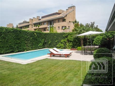 Casas y pisos en manzanares el real: Las 5 mejores casas de la urbanización La Finca Madrid ...