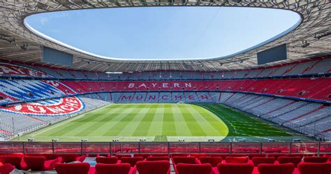 Historical grounds can be chosen as well. Tour al Allianz Arena el estadio del Bayern de Múnich ...