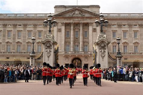 Der palast im herzen londons. Sehenswürdigkeiten in London | England sehenswürdigkeiten ...