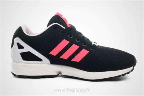 Intersport har over 5500 butikker i 44 land og er med det verdens største butikkede for sportsutstyr. chaussure adidas homme intersport Future Noir Blanc pas ...