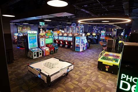 Cineplex To Open New Rec Room Entertainment Centre In Burnaby This Sum
