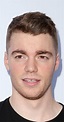 Gabriel Basso - Biography - IMDb