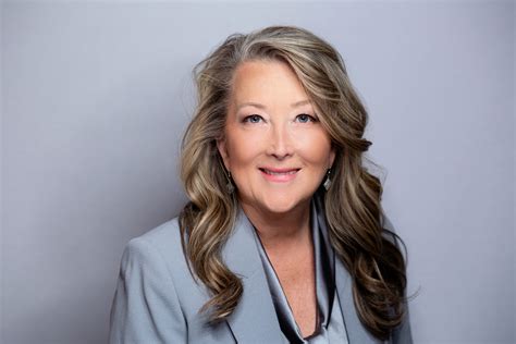 Terri Hilliard chosen by Pacific Coast Business Times to "Who's Who in