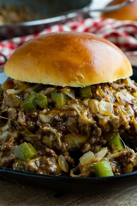Philly cheesesteak sloppy joes are the best sloppy joes you will ever have! Philly Cheesesteak Sloppy Joes - Closet Cooking