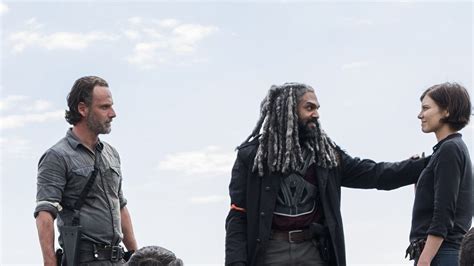 The Walking Dead Khary Payton Speaks Out On Lauren Cohans Contract