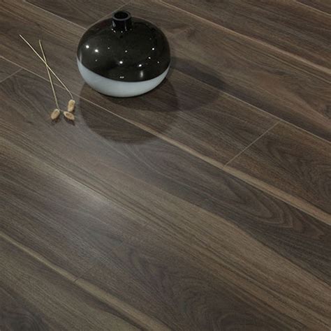 This means that not only do you get more effective click laminate flooring installation, but also that the flooring will remain longer in its original condition. Black Walnut Color 1219*199*12mm Click Lock Laminate ...