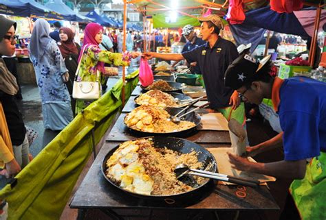 You will find all goods from. Malaysia to set up pasar malam in Lebanon | Astro Awani