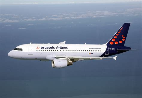 Vliegtuig Brussels Airlines Maakt ‘voorzorgslanding Op Zave De