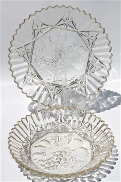 Pioneer Pattern Vintage Pressed Glass Fruit Bowl Cake Plate