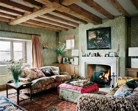Cotswold Cottage Living Room With Willow Bough Wallpaper In 2019