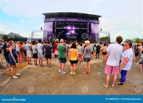 Crowd In A Daylight Concert At Fib Festival Editorial Image Image Of
