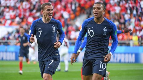 Livescore.in hält dich über die fußball ergebnisse in frankreich, ligue 1 mit dem besten livescore service auf dem laufenden. 1:0 gegen Peru: Mbappé schießt Frankreich ins Achtelfinale ...