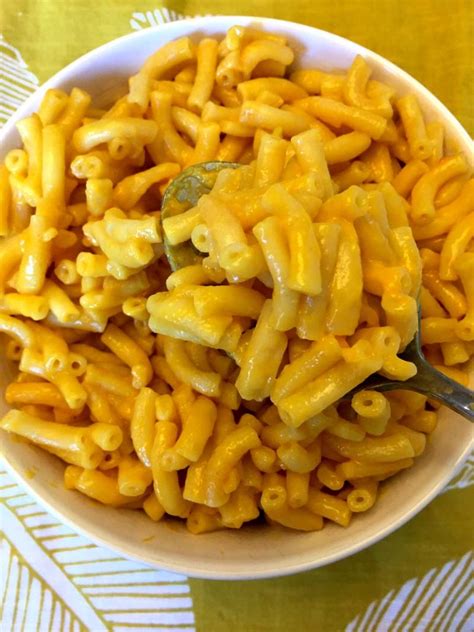 The secret to a good, baked macaroni and cheese is a crispy top that covers a soft, creamy bottom. Instant Pot Boxed Kraft Macaroni And Cheese - Melanie Cooks