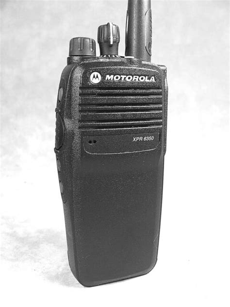 Motorola Xpr 6350 Vhf 136 174mhz 32 Channel Portablehandheld For Sale