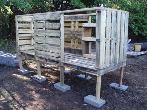 Things we learned from the first coop, make a coop big enough to walk in, roosters are big, need a bigger door, and always plan you coop to get even more chickens. Get Chicken coop from pallets - Lucas