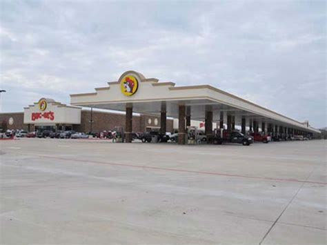 Buc Ees Must Know Facts About The Worlds Largest Gas Station