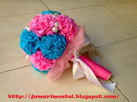 Silahkan kunjungi halaman balon foil hand bouquet bunga mawar untuk melihat produk selengkapnya. Bunga Tangan Cekmin Nimsay: Pearl Crepe Hand Bouquet