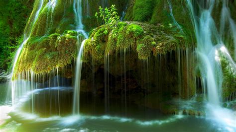 Water Flows Over Moss Covered Rocks Wallpapers And Images Wallpapers