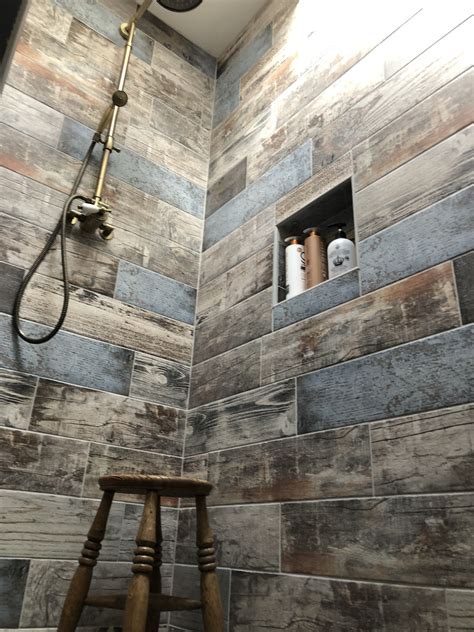 30 Rustic Bathroom Floor Tile