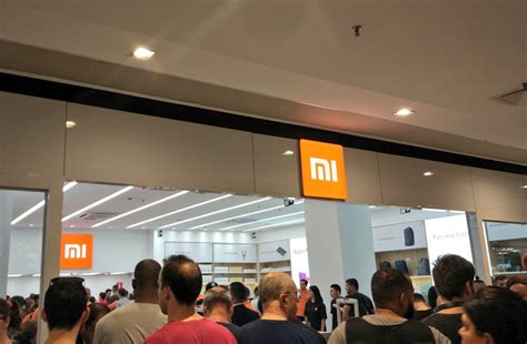 Xiaomi Abre Loja Física Em São Paulo E Atrai Milhares De Fãs Brasil