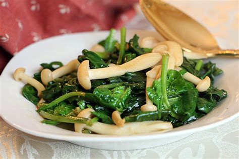 Spinach With Asian Mushrooms Art Of Natural Living