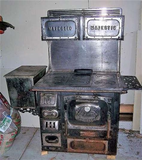 Antique 1890s Cast Iron Great Majestic Wood Burning Cook Stove No