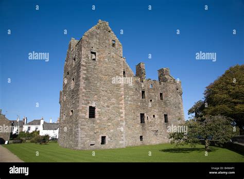 Mcclellan Castle In Kirkcudbright Scotland Stock Photo Alamy