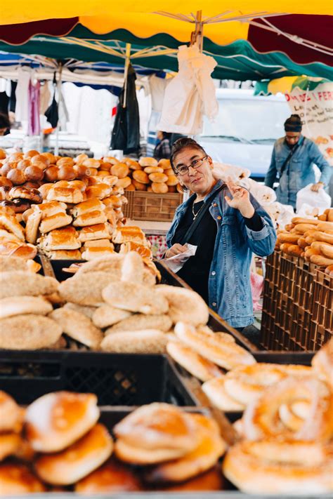 Au Marché De Hautepierre On Vend Tout 20 Centimes De Moins Au Kilo