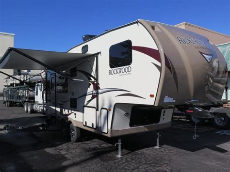 Forest River Rockwood Ultra Lite Fifth Wheels 2440ws Rvs For Sale