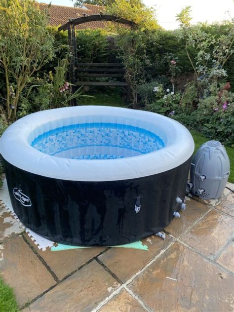 Lazy Spa Miami Hot Tub With Extras And 15 Years Warranty For Sale From