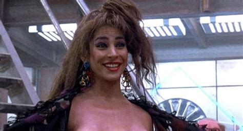 5 Hottest And Seductive Aliens From Movies That You Can T Handle