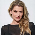 Kristy Swanson's bio: age, measurements, husband, where is she now ...