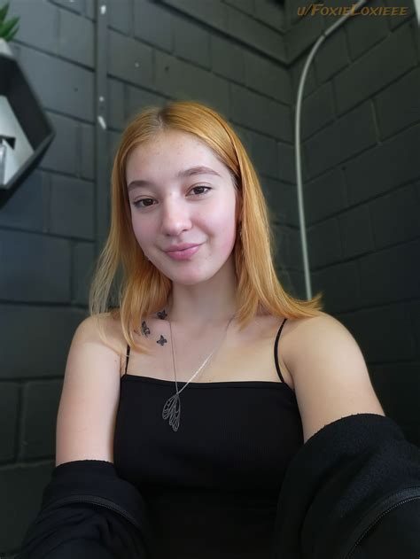 Your daily dose of ginger 🧡 : r/SFWNextDoorGirls