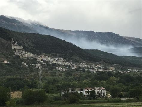 Tutte le notizie su incendio di abruzzo24ore. Incendio Monte Morrone, ancora focolai attivi sul Colle ...