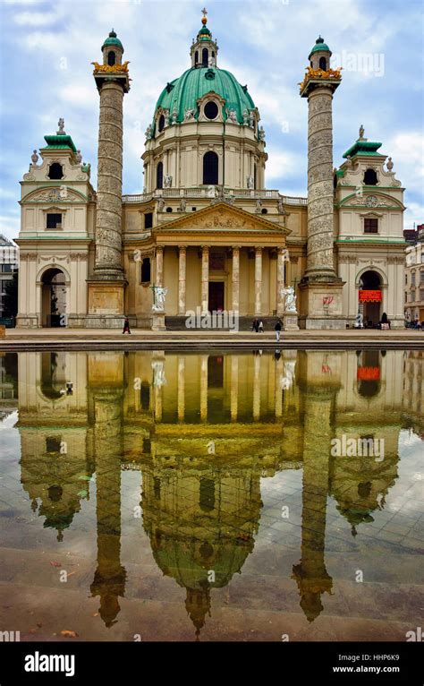 Vienna Karlskirche Stock Photo Alamy