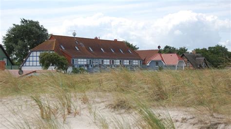 Haus am meer in ahrenshoop (dorfstraße 36): Haus am Meer in Ahrenshoop • HolidayCheck | Mecklenburg ...