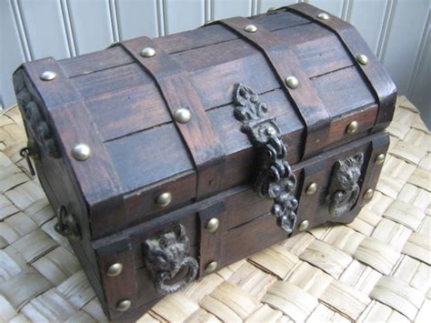 Vintage Wood Treasure Chest Jewelry Box By Accentonvintage On Etsy