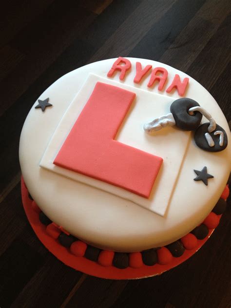 So it's deserve big celebration. 17th birthday learner driver cake by Carly. | 17 birthday ...